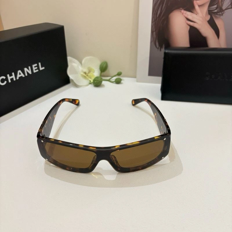 Attractive Chanel Sunglasses 277930