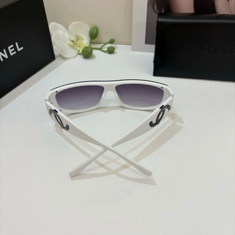 Chanel Sunglasses Elegant 277923