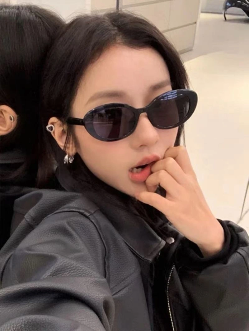 Sporty Chanel Sunglasses 277944