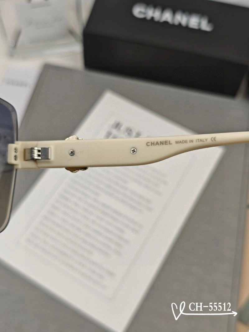 Classic Chanel Sunglasses 277945