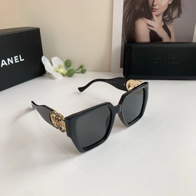 Breathable Chanel Sunglasses 277901