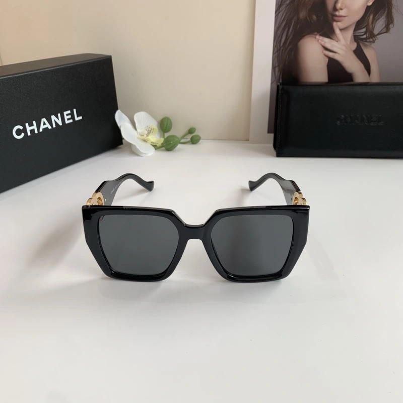 Breathable Chanel Sunglasses 277901