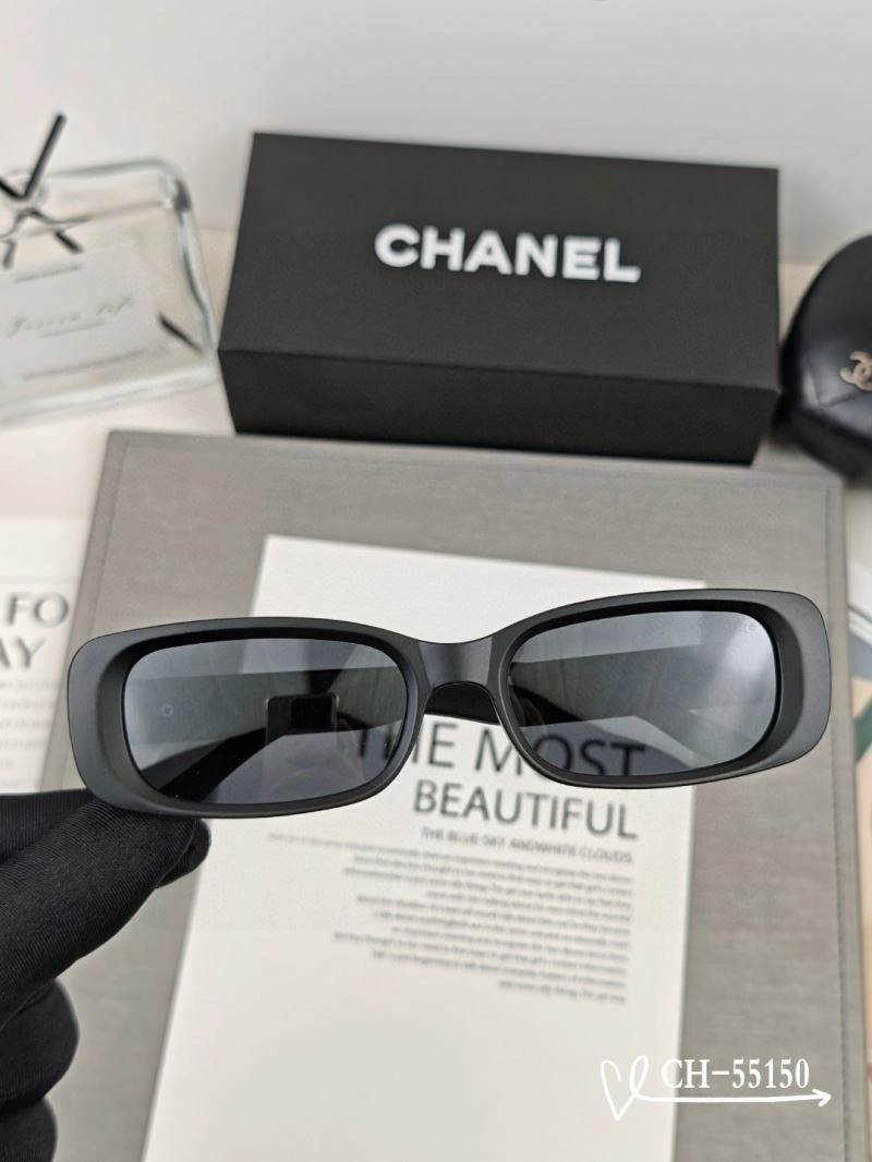 Chanel Sunglasses TravelReady 277900