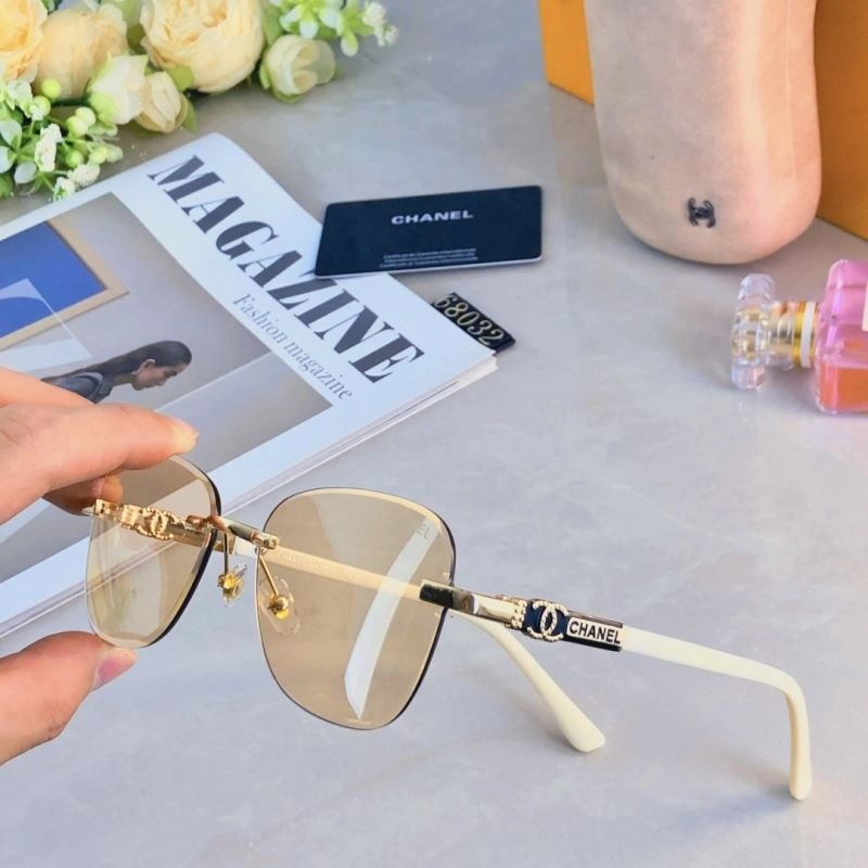 Classic Chanel Sunglasses 277894