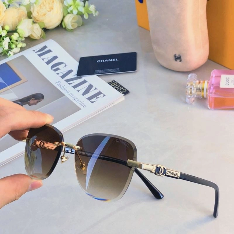 Classic Chanel Sunglasses 277894