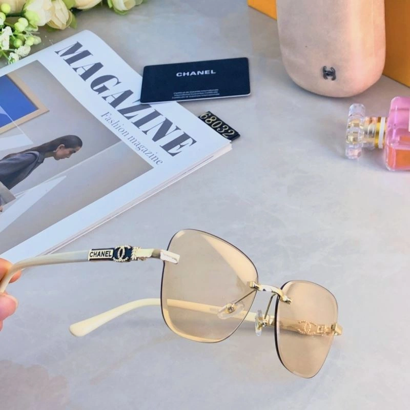Classic Chanel Sunglasses 277894