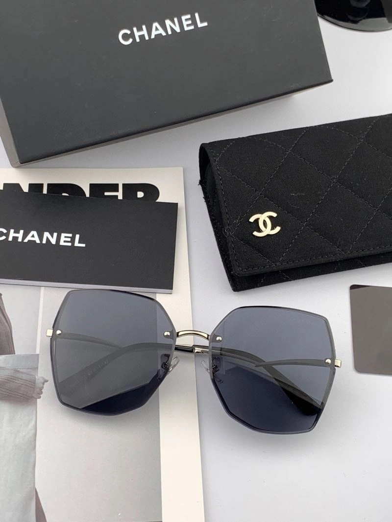 Chanel Sunglasses StreetReady 278385