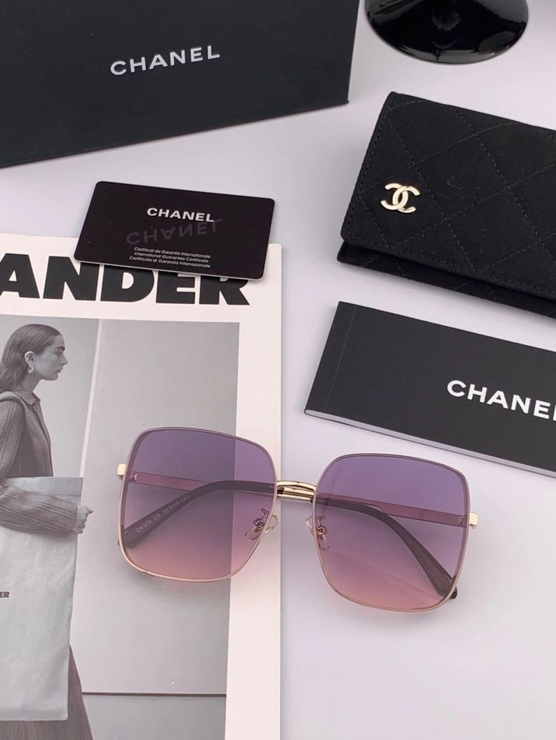 Chanel Sunglasses Refined 278395