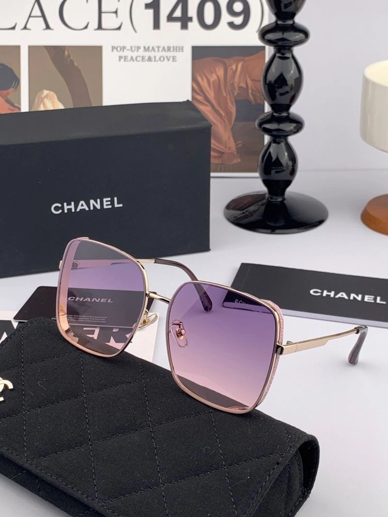 Chanel Sunglasses Refined 278395