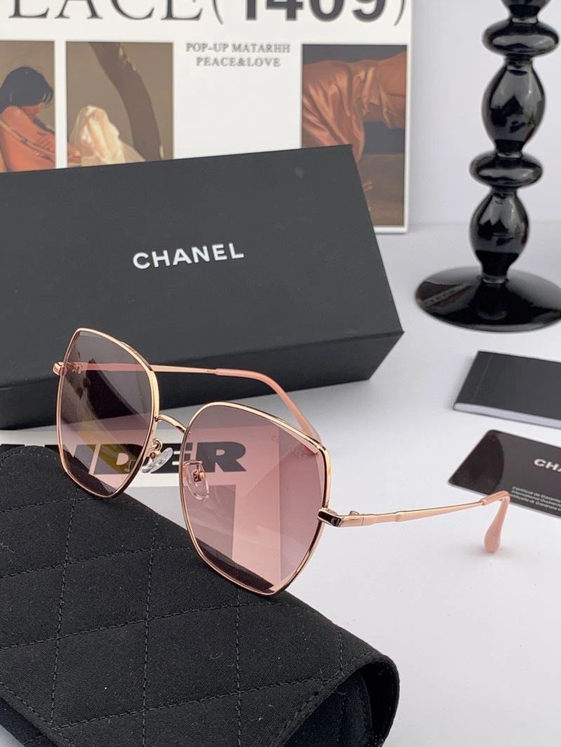 Chanel Sunglasses StreetReady 278384