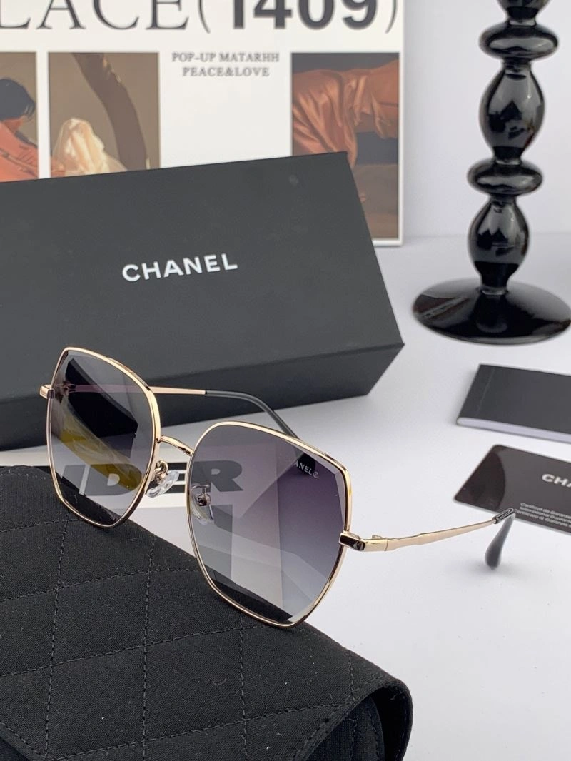 Chanel Sunglasses StreetReady 278384