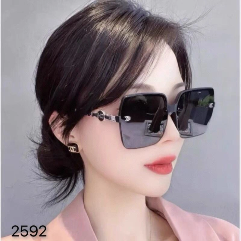 Chanel Sunglasses WellDesigned 278367
