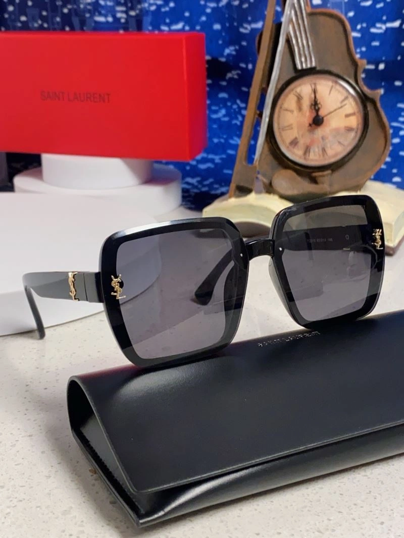 Chanel Sunglasses TimelessDesign 278368