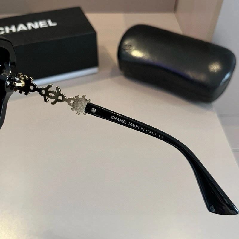Chanel Sunglasses Youthful 278360