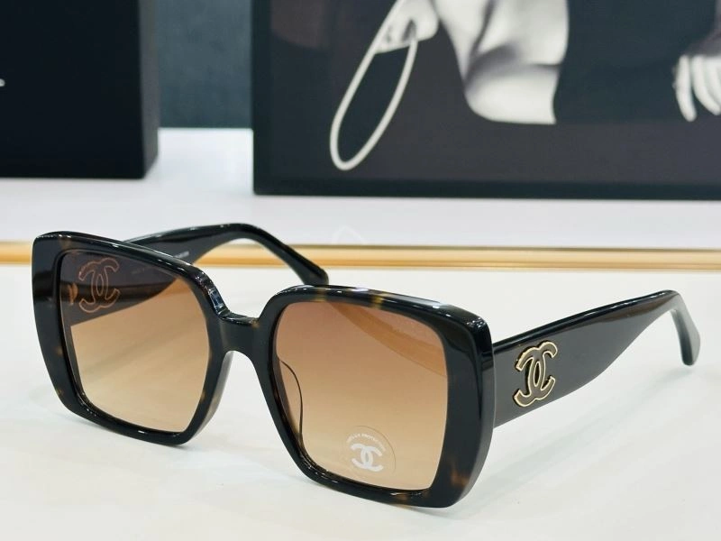 Chanel Sunglasses StreetReady 278341