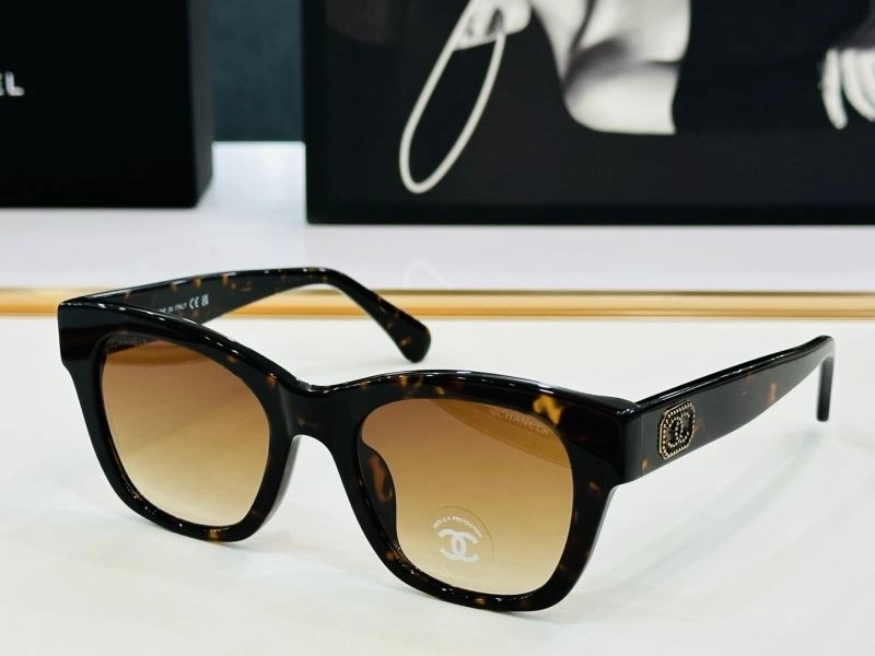 Chanel Sunglasses Lightweight 278365