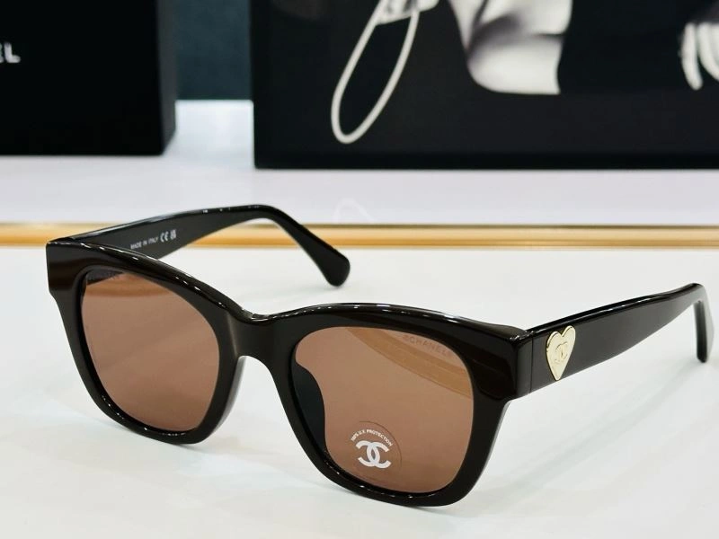 Chanel Sunglasses Lightweight 278365
