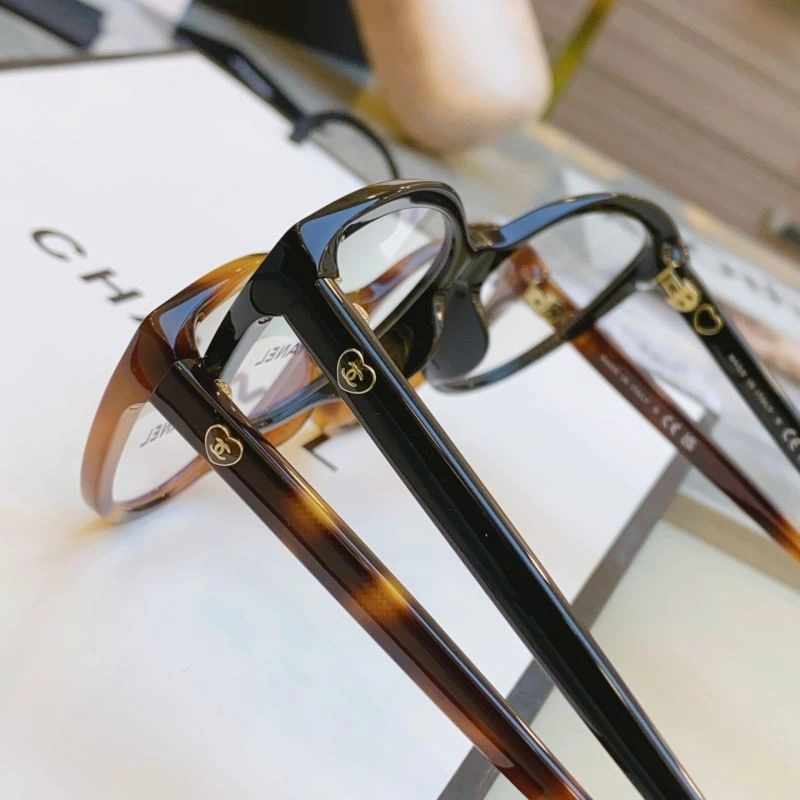 Chanel Sunglasses EyeCatching 278354