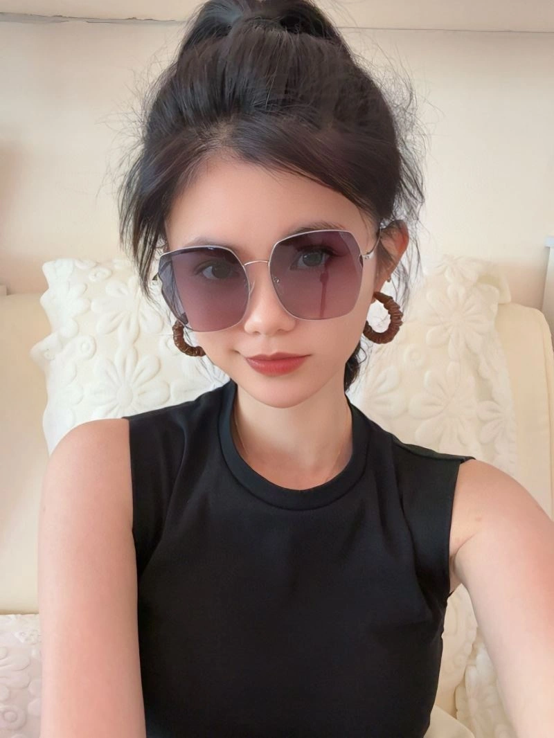 Sustainable Chanel Sunglasses 278362