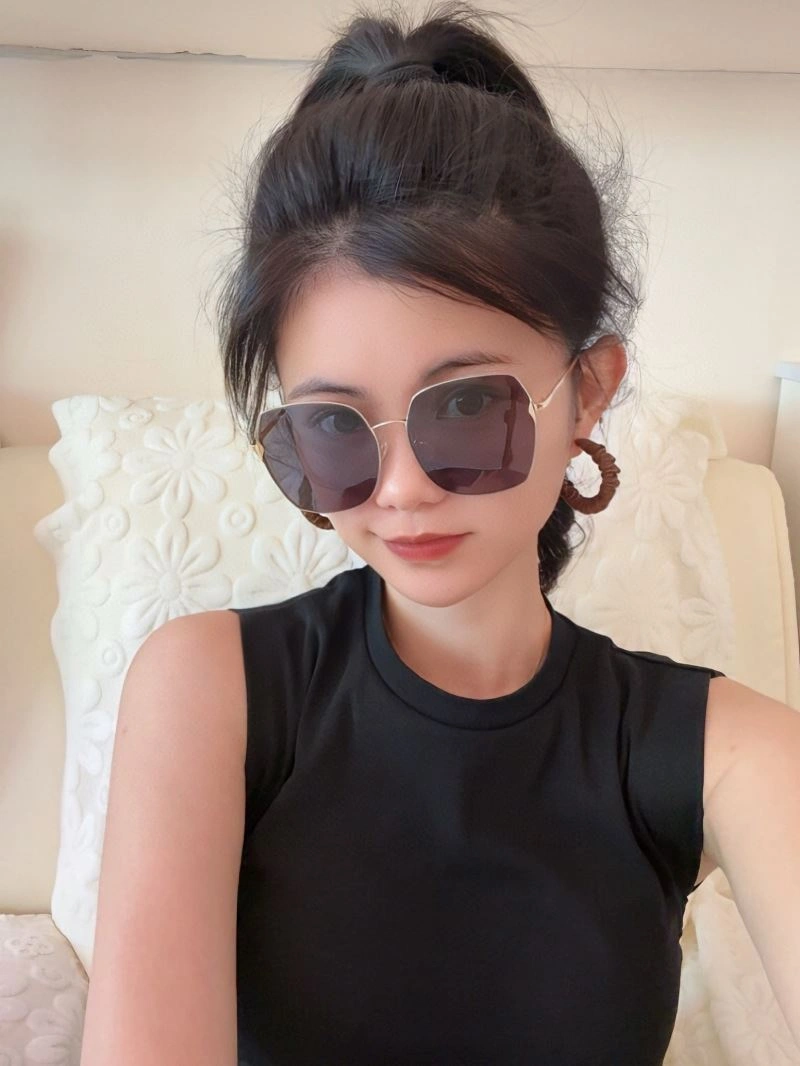 Sustainable Chanel Sunglasses 278362