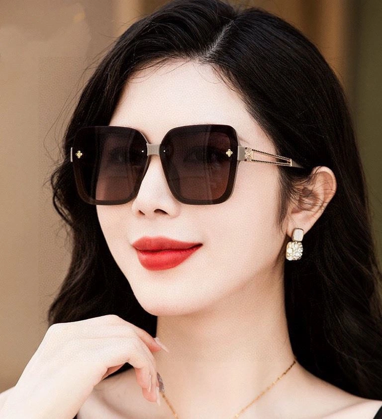 Chanel Sunglasses Contemporary 278353