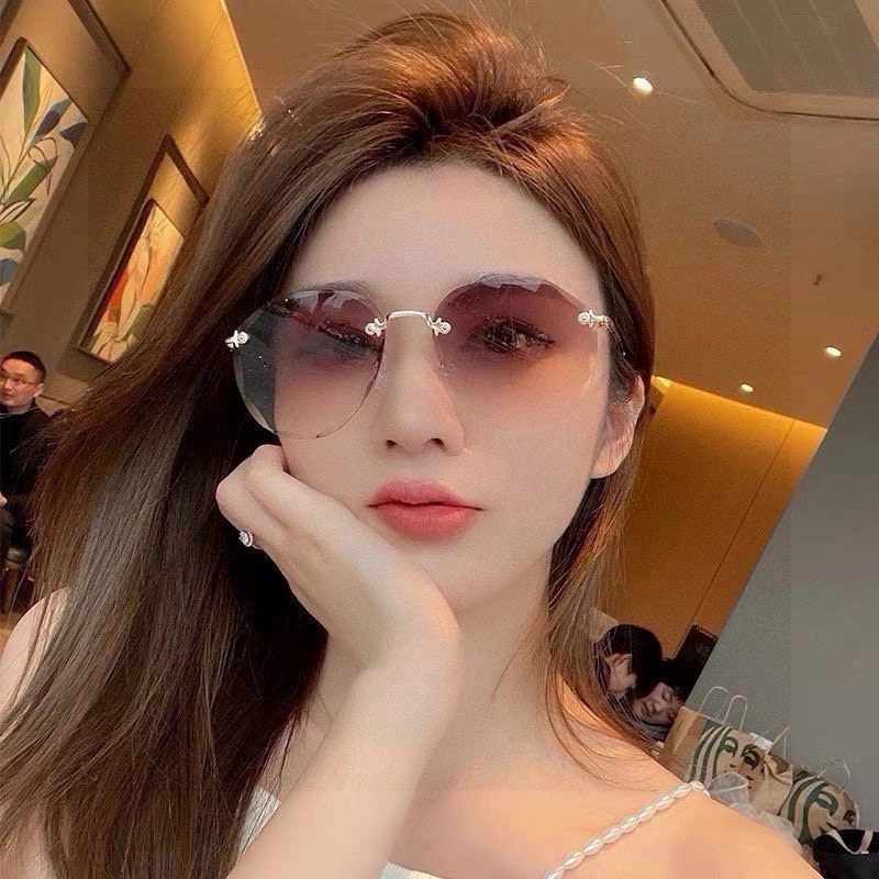 MoistureWicking Chanel Sunglasses 278343