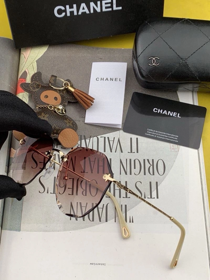 MoistureWicking Chanel Sunglasses 278343
