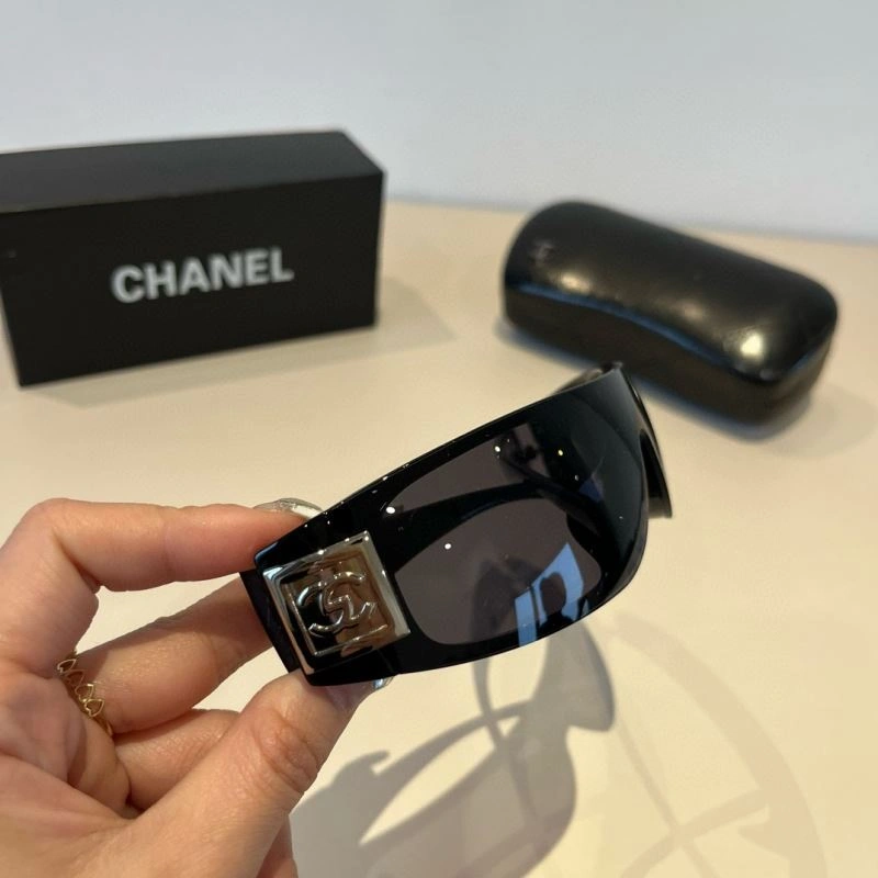 SoftTouch Chanel Sunglasses 278335