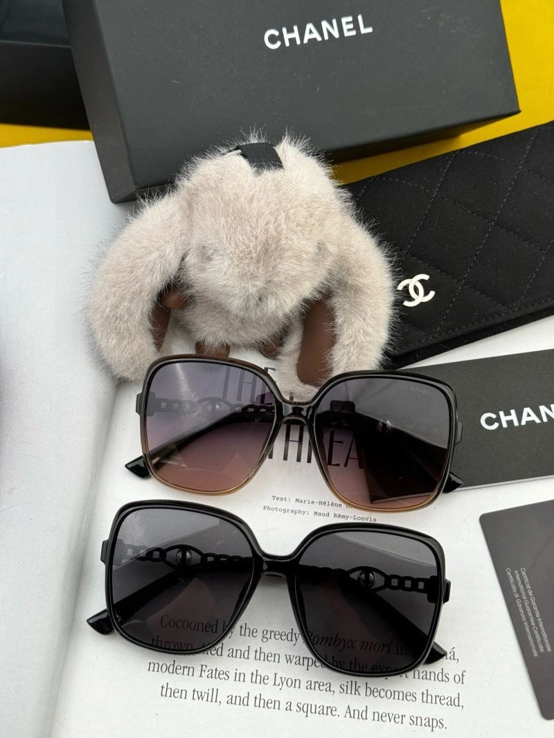 Chanel Sunglasses Practical 278326