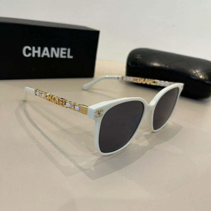 WaterResistant Chanel Sunglasses 278302
