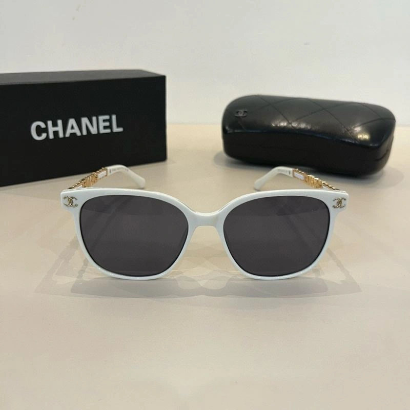 WaterResistant Chanel Sunglasses 278302