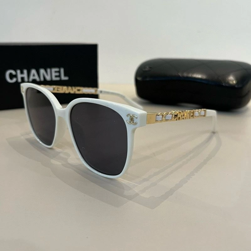 WaterResistant Chanel Sunglasses 278302