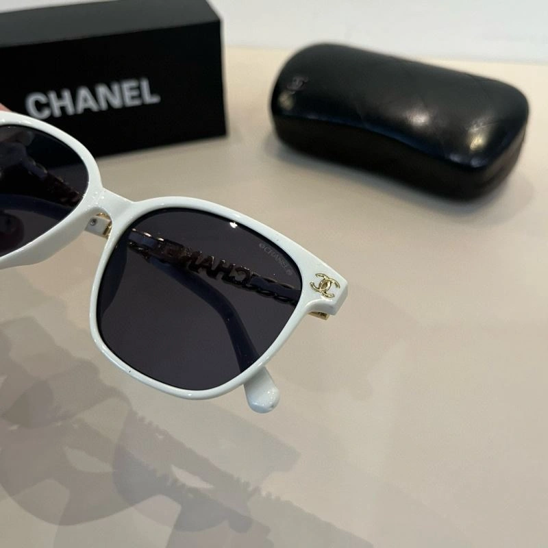 WaterResistant Chanel Sunglasses 278302