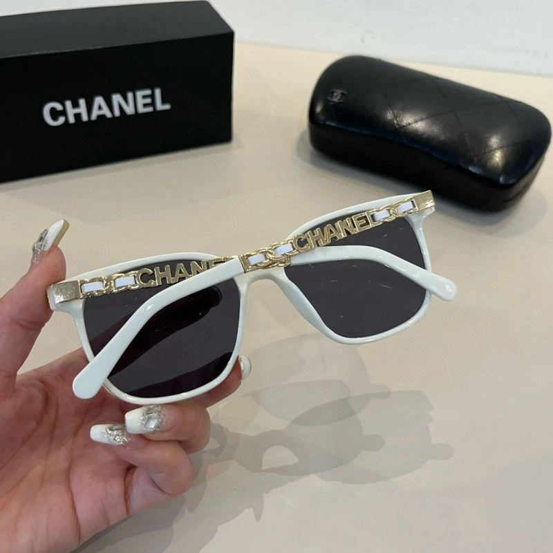 WaterResistant Chanel Sunglasses 278302