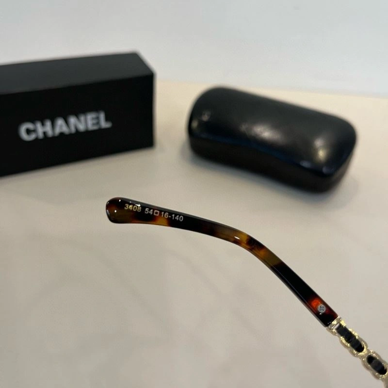 Chanel Sunglasses ModernLook 278300