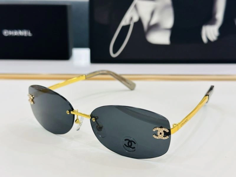 Chanel Sunglasses EyeCatching 278292