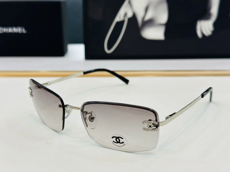 Sleek Chanel Sunglasses 278291