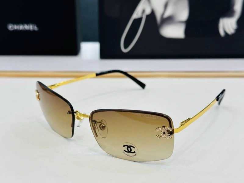 Sleek Chanel Sunglasses 278291