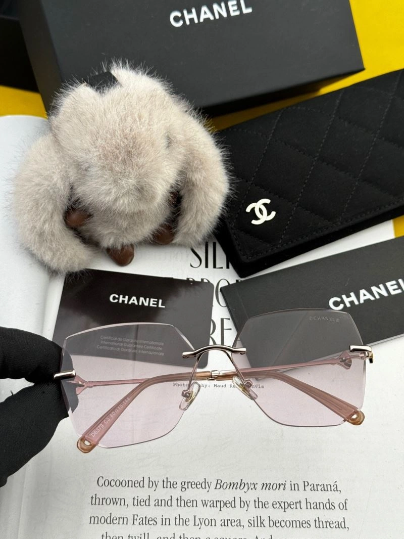 Flexible Chanel Sunglasses 278289
