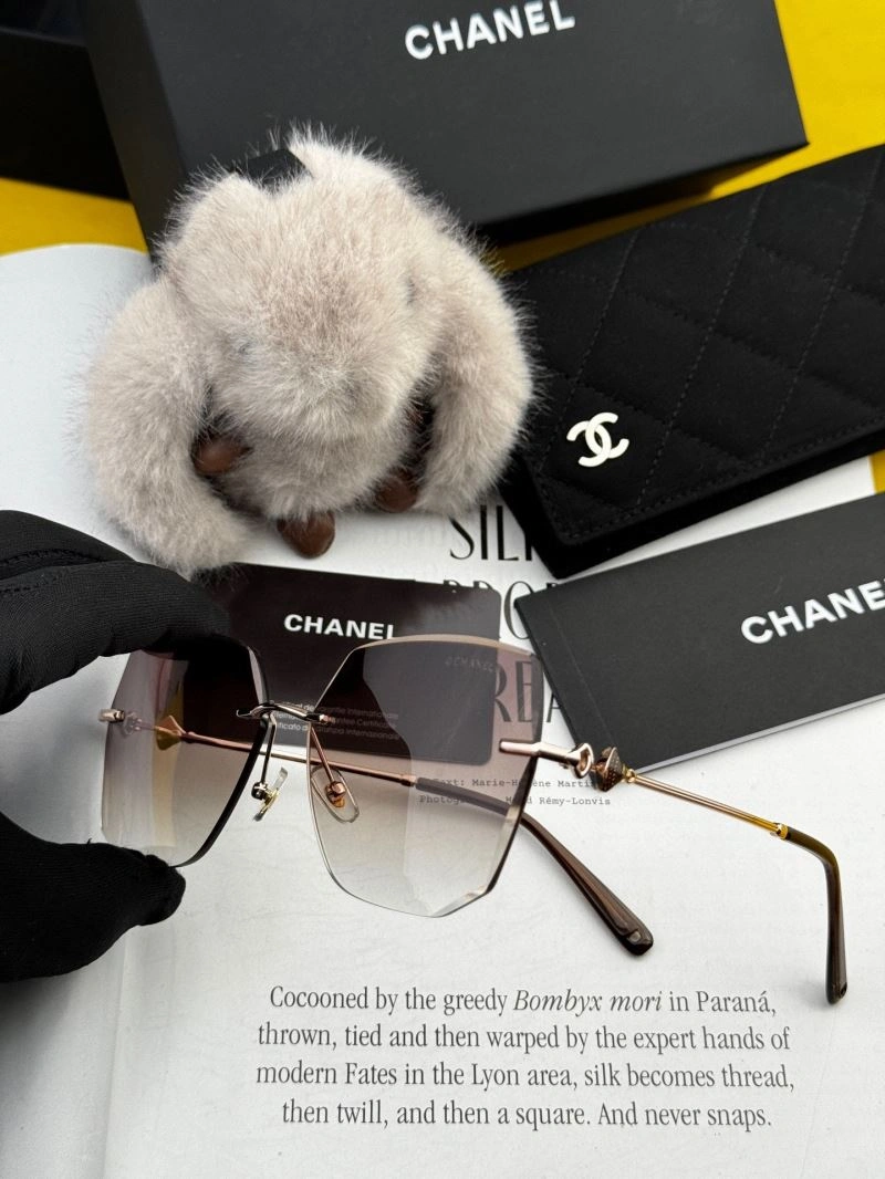 Flexible Chanel Sunglasses 278289