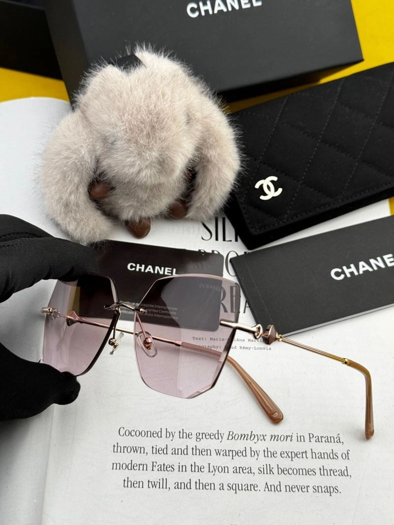Flexible Chanel Sunglasses 278289
