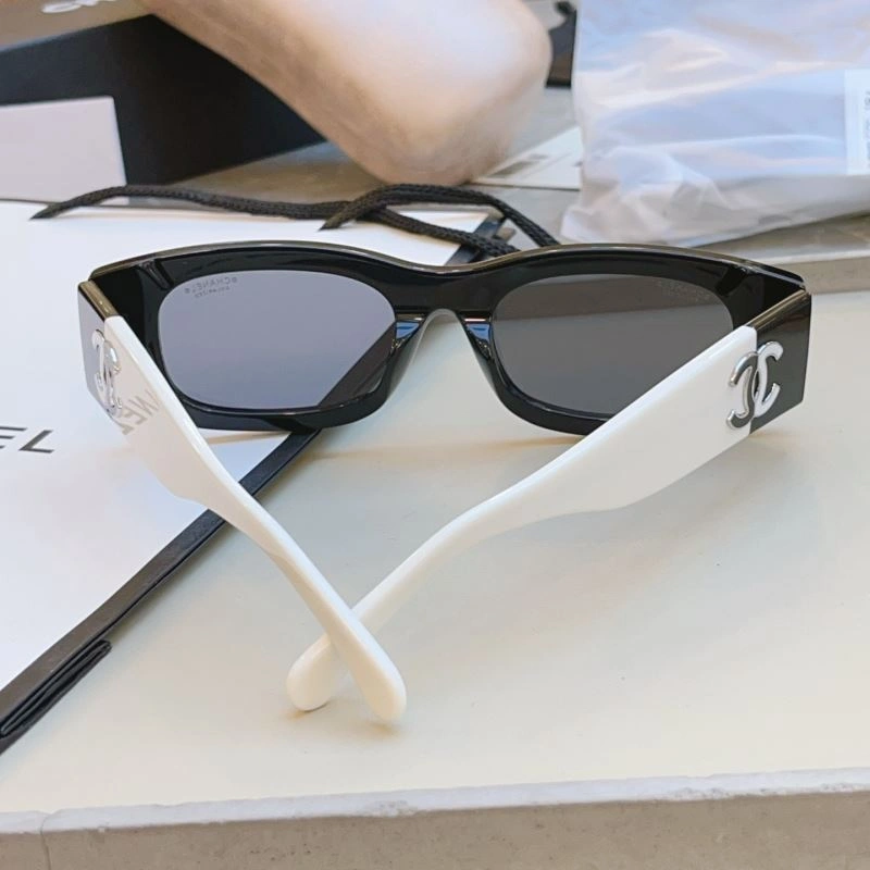 Chanel Sunglasses Versatile 278252