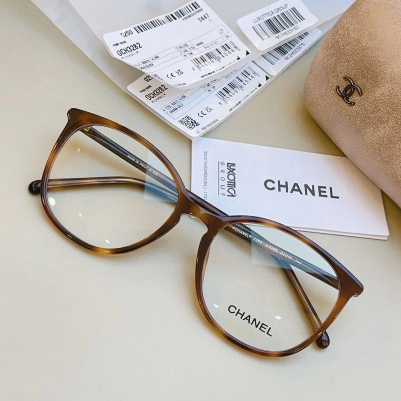 Minimalist Chanel Sunglasses 278259