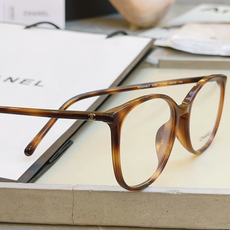 Minimalist Chanel Sunglasses 278259