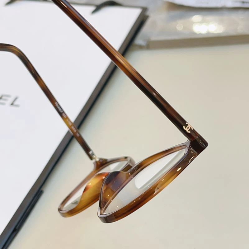 Minimalist Chanel Sunglasses 278259
