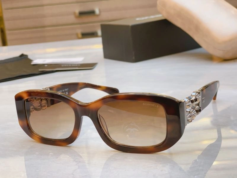Chanel Sunglasses Resilient 278277