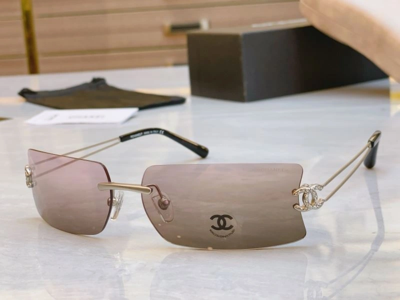 Resilient Chanel Sunglasses 278266