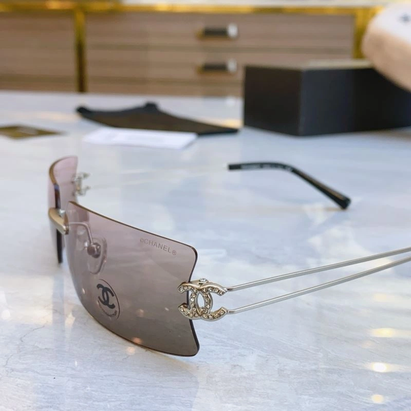 Resilient Chanel Sunglasses 278266