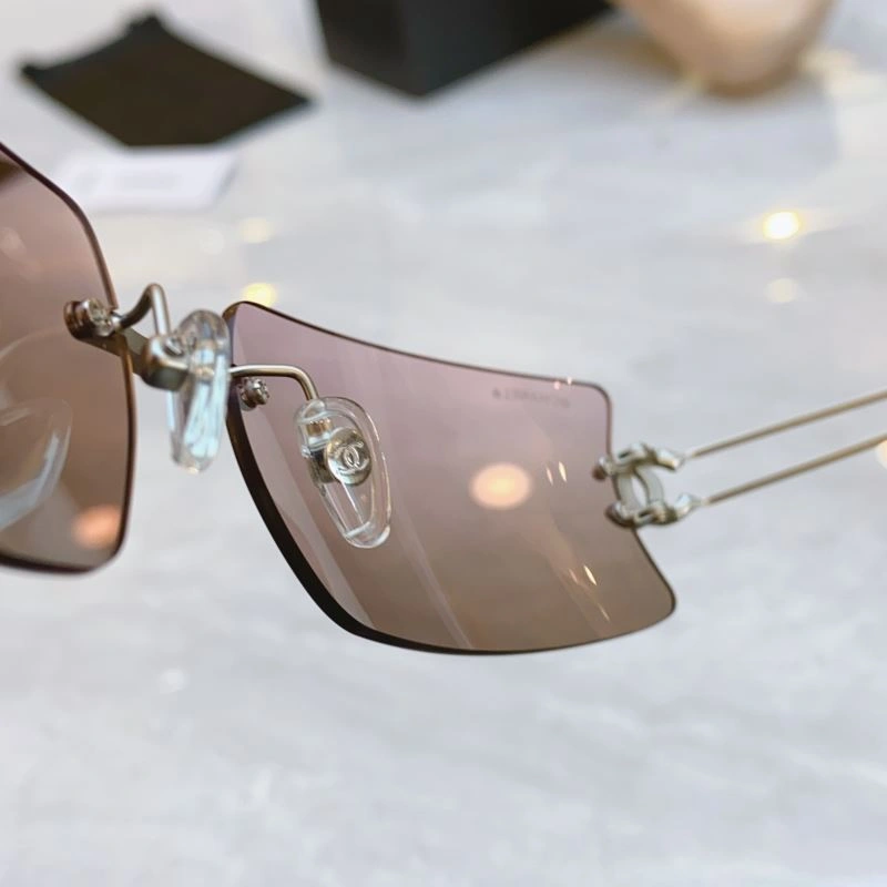 Resilient Chanel Sunglasses 278266