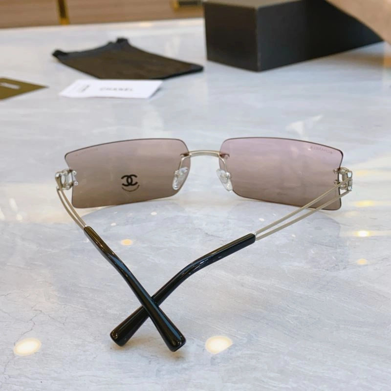 Resilient Chanel Sunglasses 278266